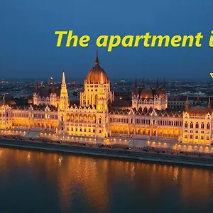 Szabadsag Ter Apartment